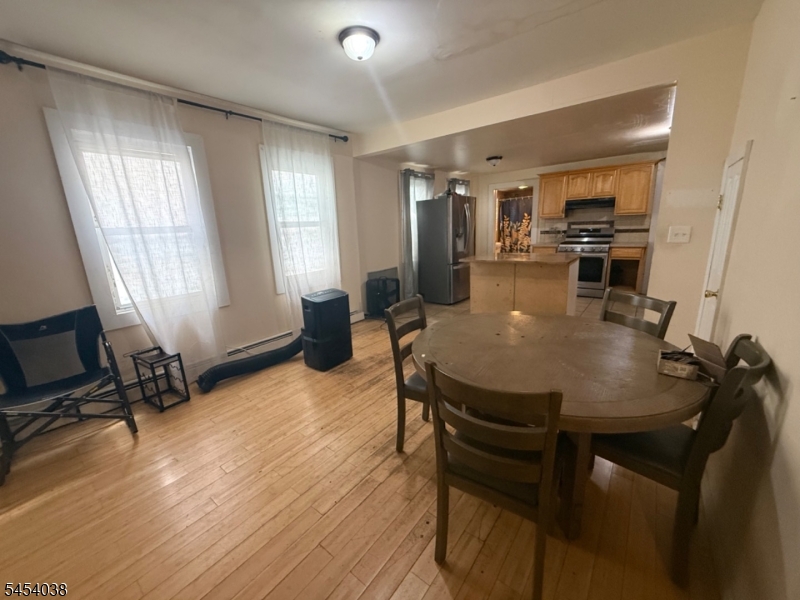 834 Rebecca Place Elizabeth NJ 07201