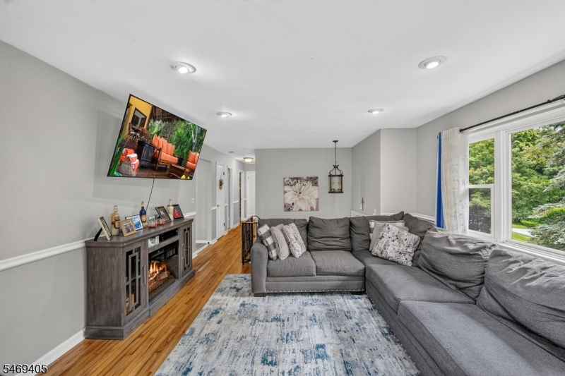 5 Lawrence Drive Vernon NJ 07422