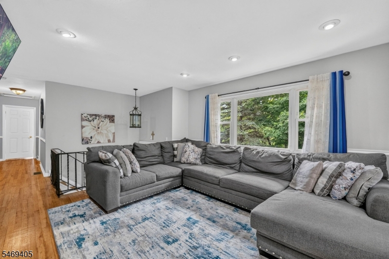 5 Lawrence Drive Vernon NJ 07422