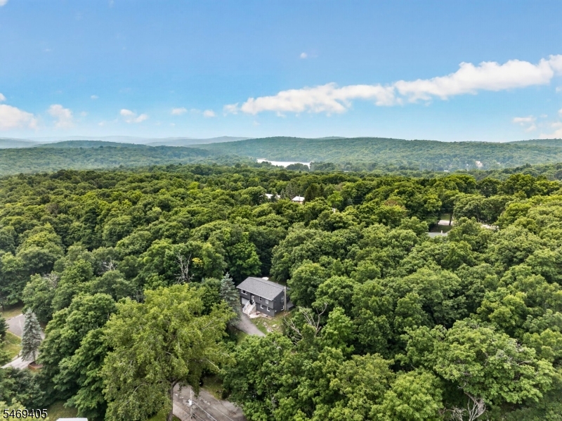 5 Lawrence Drive Vernon NJ 07422