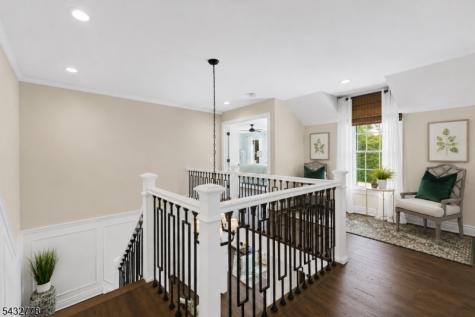 31 Warren Cutting Chester NJ 07930