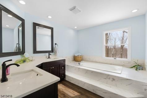 31 Warren Cutting Chester NJ 07930