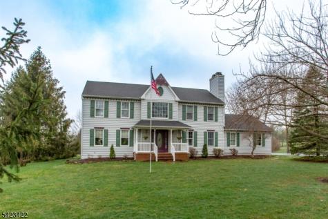 4 Melita Road Alexandria NJ 08848
