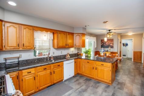 4 Melita Road Alexandria NJ 08848