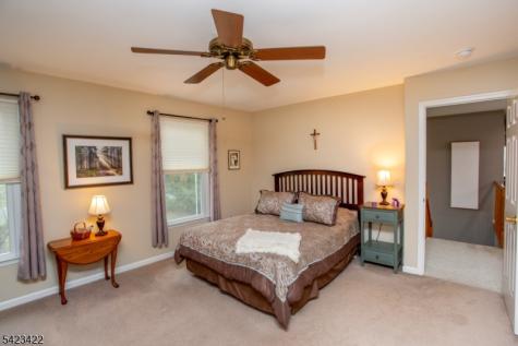 4 Melita Road Alexandria NJ 08848