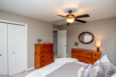 4 Melita Road Alexandria NJ 08848