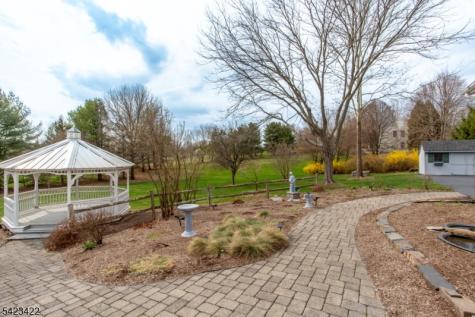 4 Melita Road Alexandria NJ 08848