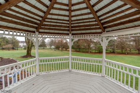 4 Melita Road Alexandria NJ 08848