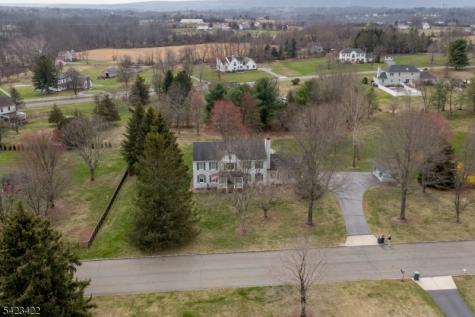 4 Melita Road Alexandria NJ 08848