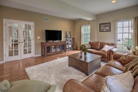 25 Sullivan Drive Bernards NJ 07920