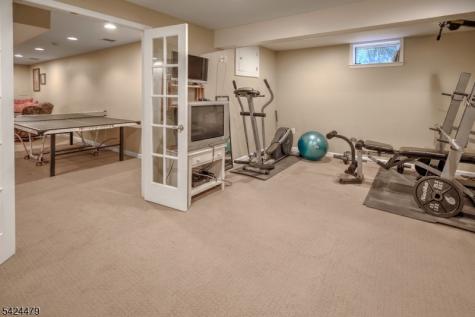 25 Sullivan Drive Bernards NJ 07920