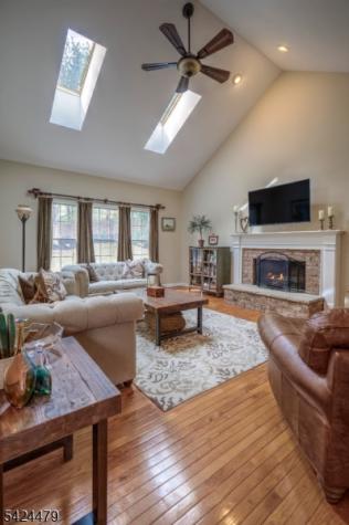 25 Sullivan Drive Bernards NJ 07920