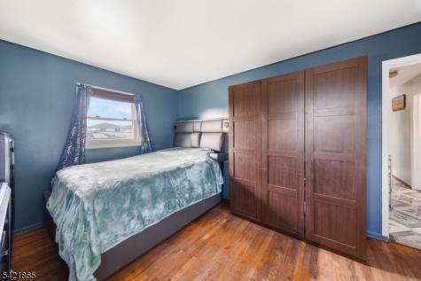 1019 Essex Avenue Linden NJ 07036