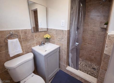 1019 Essex Avenue Linden NJ 07036