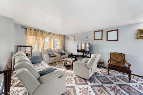 1019 Essex Avenue Linden NJ 07036
