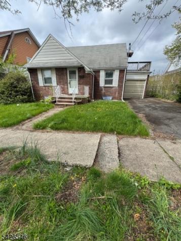 257 Illinois Avenue Paterson NJ 07503