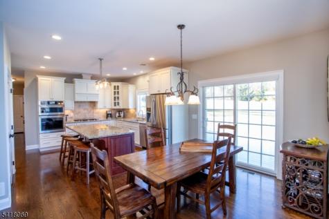 4 Ashton Court Raritan NJ 08822