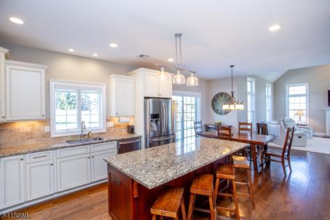 4 Ashton Court Raritan NJ 08822
