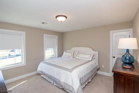 4 Ashton Court Raritan NJ 08822
