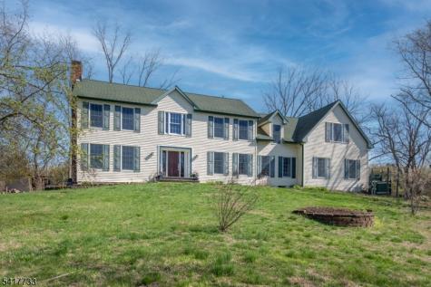 34 Indian Run Readington NJ 08889