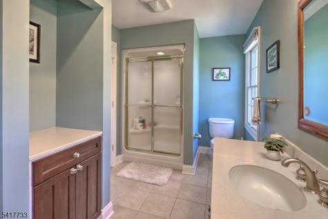 34 Indian Run Readington NJ 08889