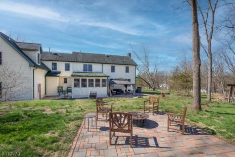 34 Indian Run Readington NJ 08889