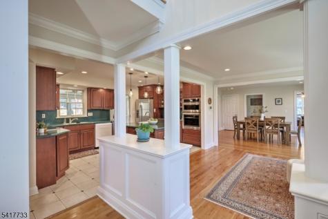 34 Indian Run Readington NJ 08889