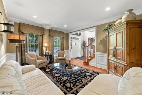 16 Ridgeline Drive Washington NJ 07853