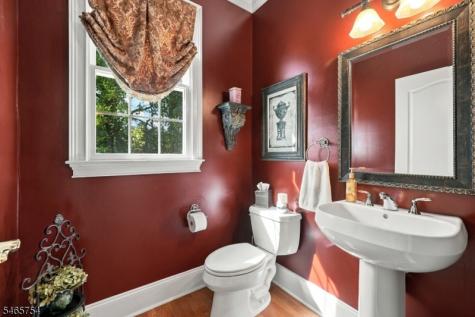 16 Ridgeline Drive Washington NJ 07853