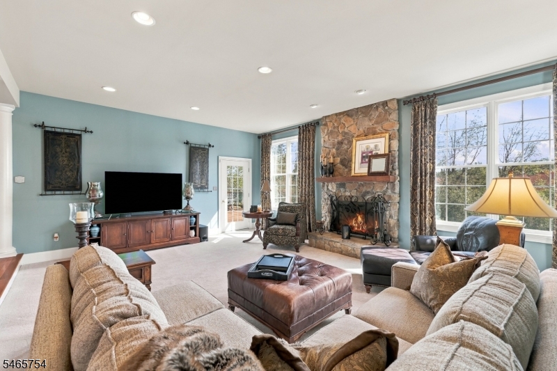 16 Ridgeline Drive Washington NJ 07853