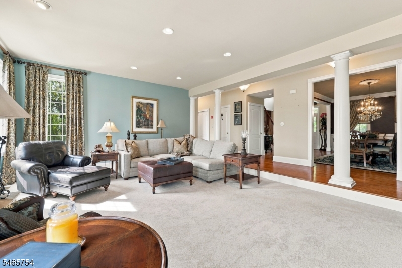 16 Ridgeline Drive Washington NJ 07853