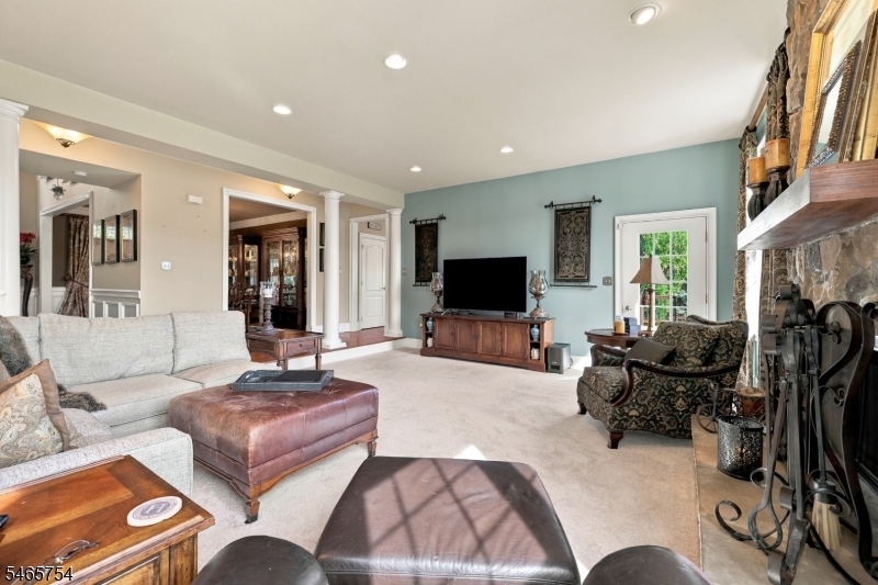16 Ridgeline Drive Washington NJ 07853
