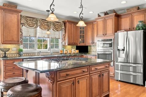16 Ridgeline Drive Washington NJ 07853