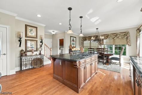 16 Ridgeline Drive Washington NJ 07853