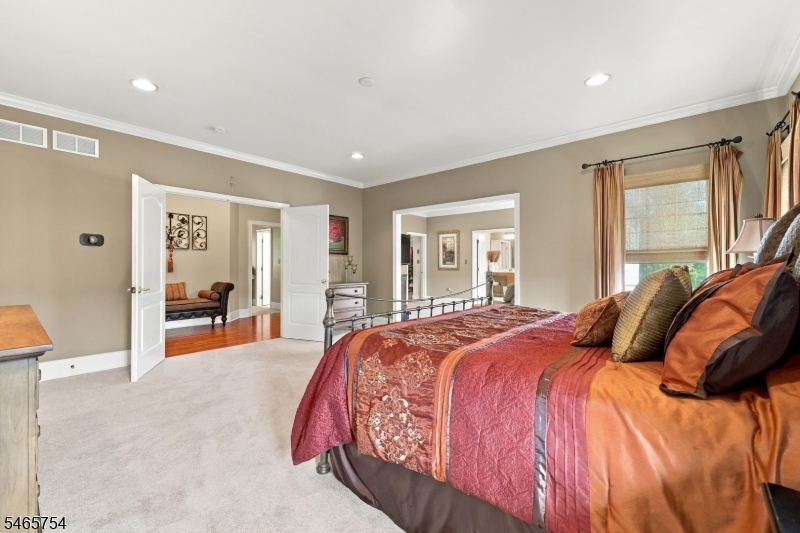 16 Ridgeline Drive Washington NJ 07853