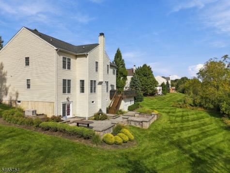 16 Ridgeline Drive Washington NJ 07853