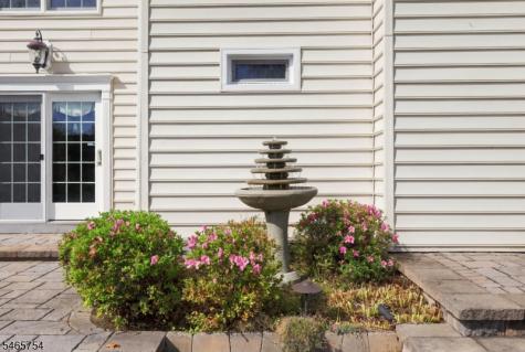 16 Ridgeline Drive Washington NJ 07853