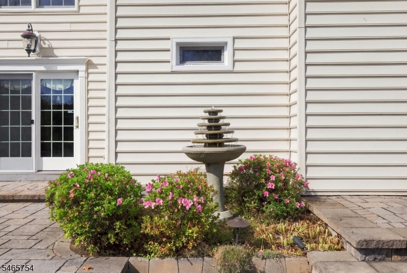 16 Ridgeline Drive Washington NJ 07853