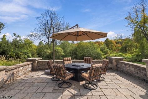 16 Ridgeline Drive Washington NJ 07853