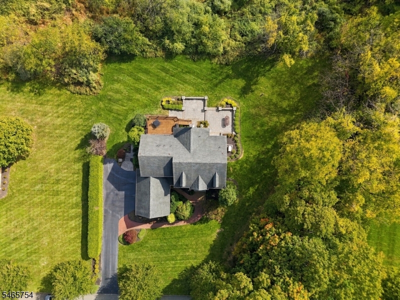 16 Ridgeline Drive Washington NJ 07853