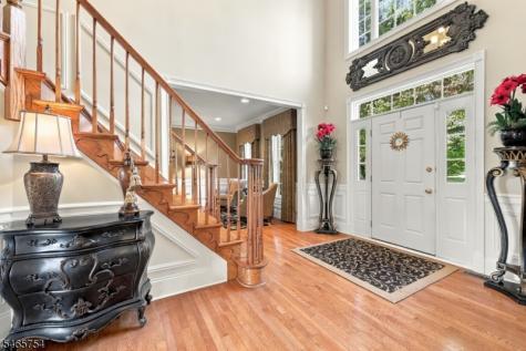 16 Ridgeline Drive Washington NJ 07853