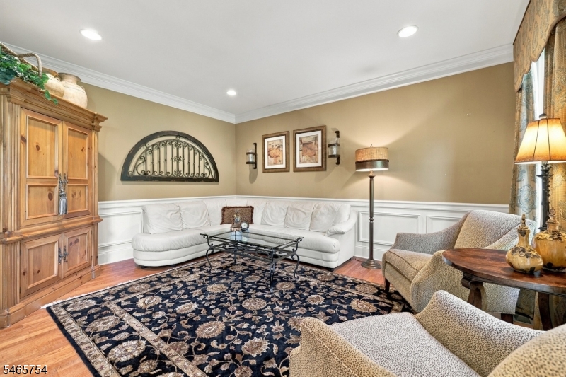 16 Ridgeline Drive Washington NJ 07853
