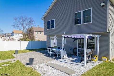 1718 W 4th Street Piscataway NJ 08854