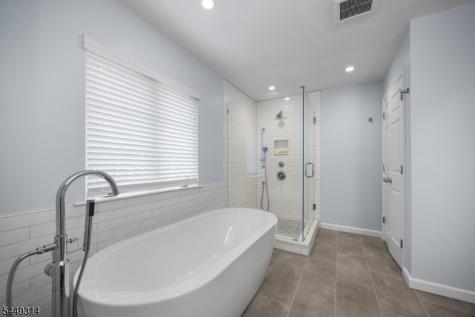 208 Yvonne Way Greenwich NJ 08886