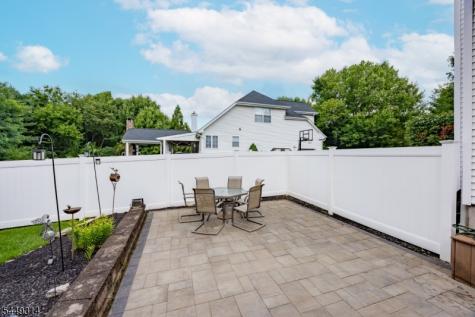 208 Yvonne Way Greenwich NJ 08886