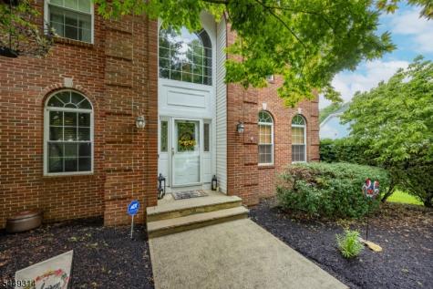 208 Yvonne Way Greenwich NJ 08886
