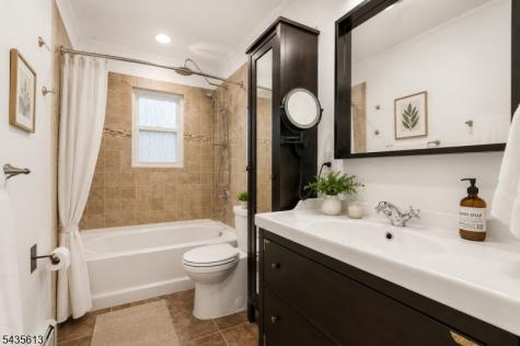 96 Comly Road Lincoln Park NJ 07035