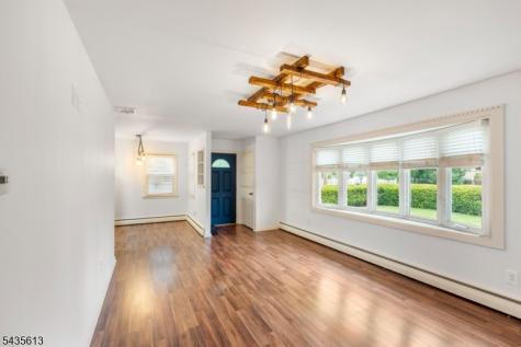 96 Comly Road Lincoln Park NJ 07035