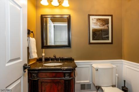 5 Green Hill Road Chester NJ 07930