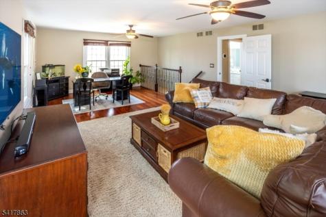 5 Green Hill Road Chester NJ 07930